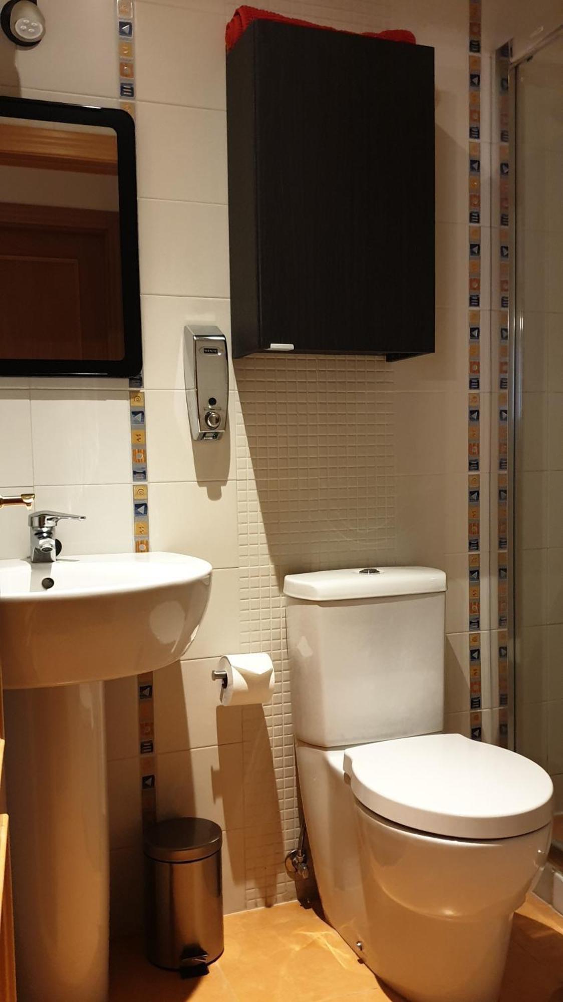 Apartamento "Los Prados" Wifi Y Parking Oviedo Exteriér fotografie