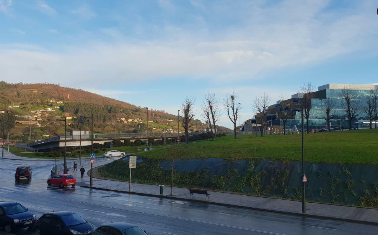 Apartamento "Los Prados" Wifi Y Parking Oviedo Exteriér fotografie
